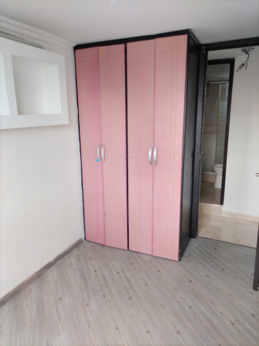 Cl. 10 #86-90, Bogotá, Colombia 4